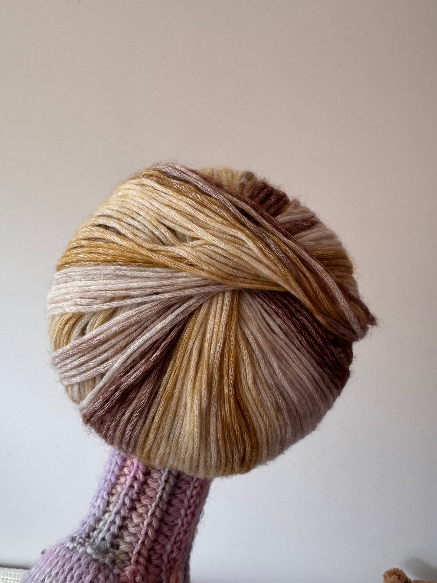 SHIKE Cloud-Cluster Multicolor Rainbow Yarn for Knitting&Crocheting.Soft Wool Acrylic Cotton Blended Yarn.Gradient Space-Dyed Air Yarn