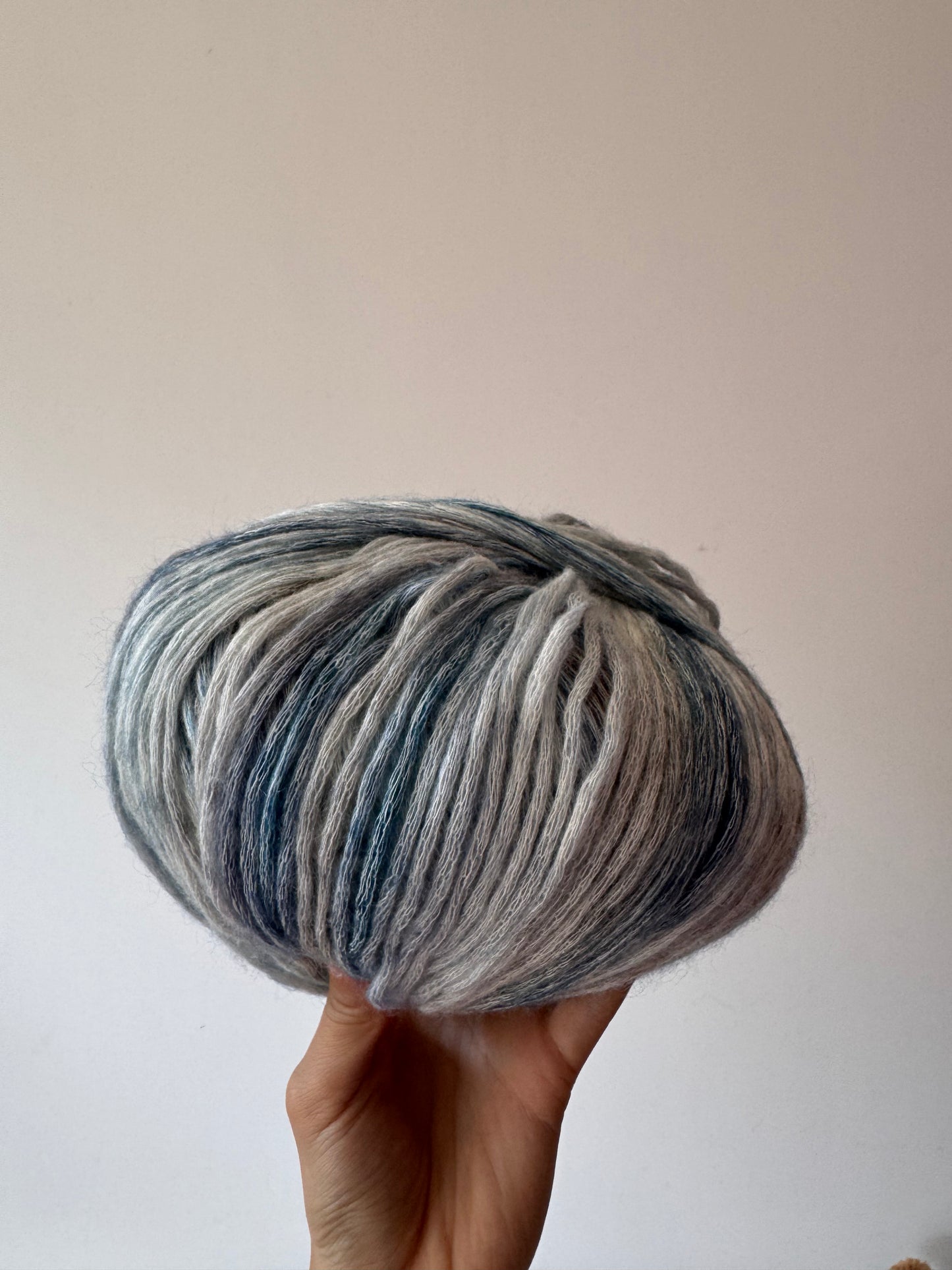 SHIKE Cloud-Cluster Multicolor Rainbow Yarn for Knitting&Crocheting.Soft Wool Acrylic Cotton Blended Yarn.Gradient Space-Dyed Air Yarn