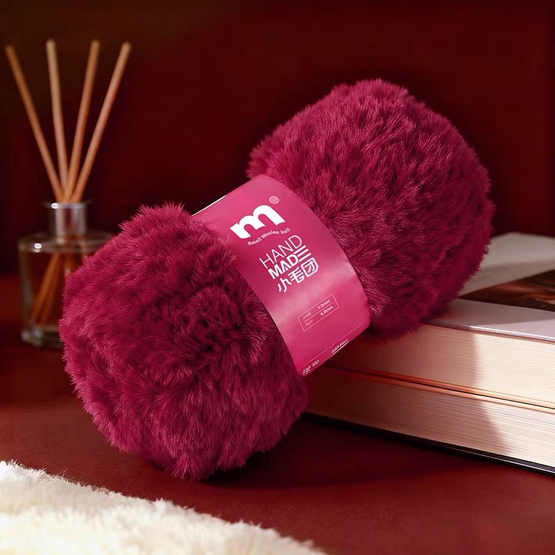 XMT Faux Fur Yarn – Chunky Coral Fleece and Mink-Style Yarn for Crochet and Knit DIY Scarves and Hats