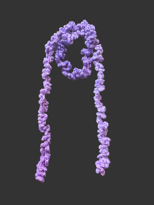 Wisteria Scraf 700