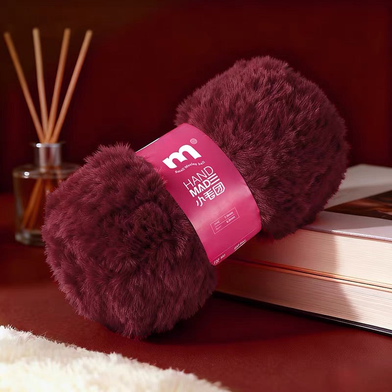 XMT Faux Fur Yarn – Chunky Coral Fleece and Mink-Style Yarn for Crochet and Knit DIY Scarves and Hats