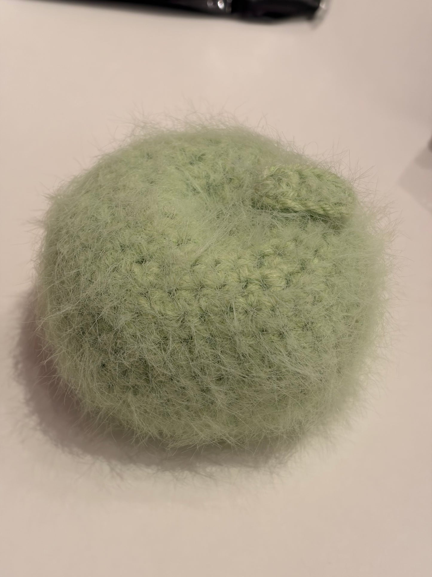 Fuzzy apple- How to enjoy yarn playground