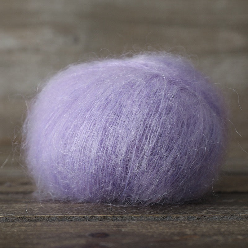 SKYY Freshly dyed, segment-dyed wool and mohair yarn – soft, fine and perfect for hand-knitting