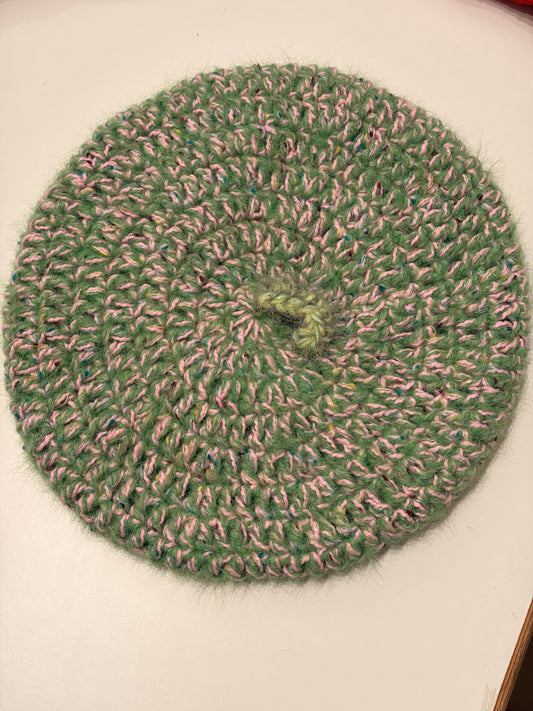 LYX Beret Green