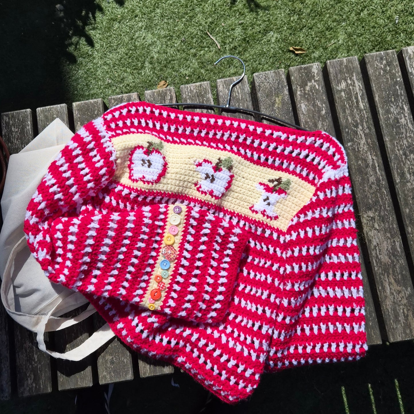 Apple Jumper Spring Summer Top size S