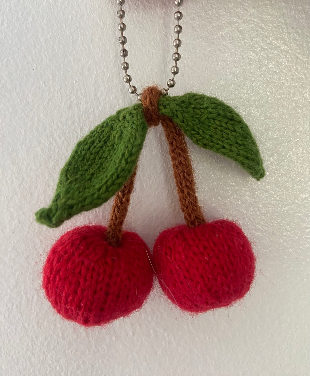 猫吟花夏 Cherry Keyring/ Bag charm