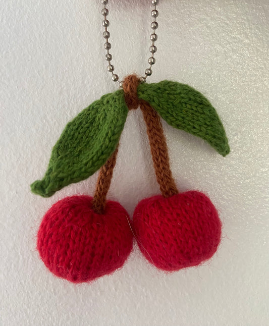 猫吟花夏 Cherry Keyring/ Bag charm