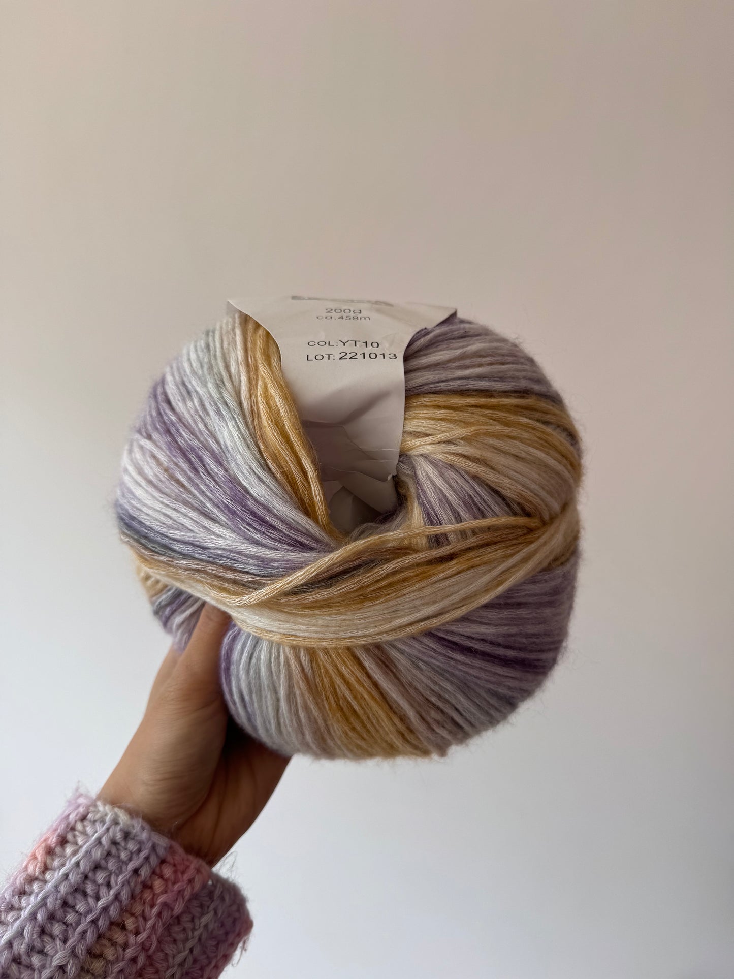 SHIKE Cloud-Cluster Multicolor Rainbow Yarn for Knitting&Crocheting.Soft Wool Acrylic Cotton Blended Yarn.Gradient Space-Dyed Air Yarn